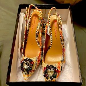 BNIB Tandy Betsey Johnson Pumps